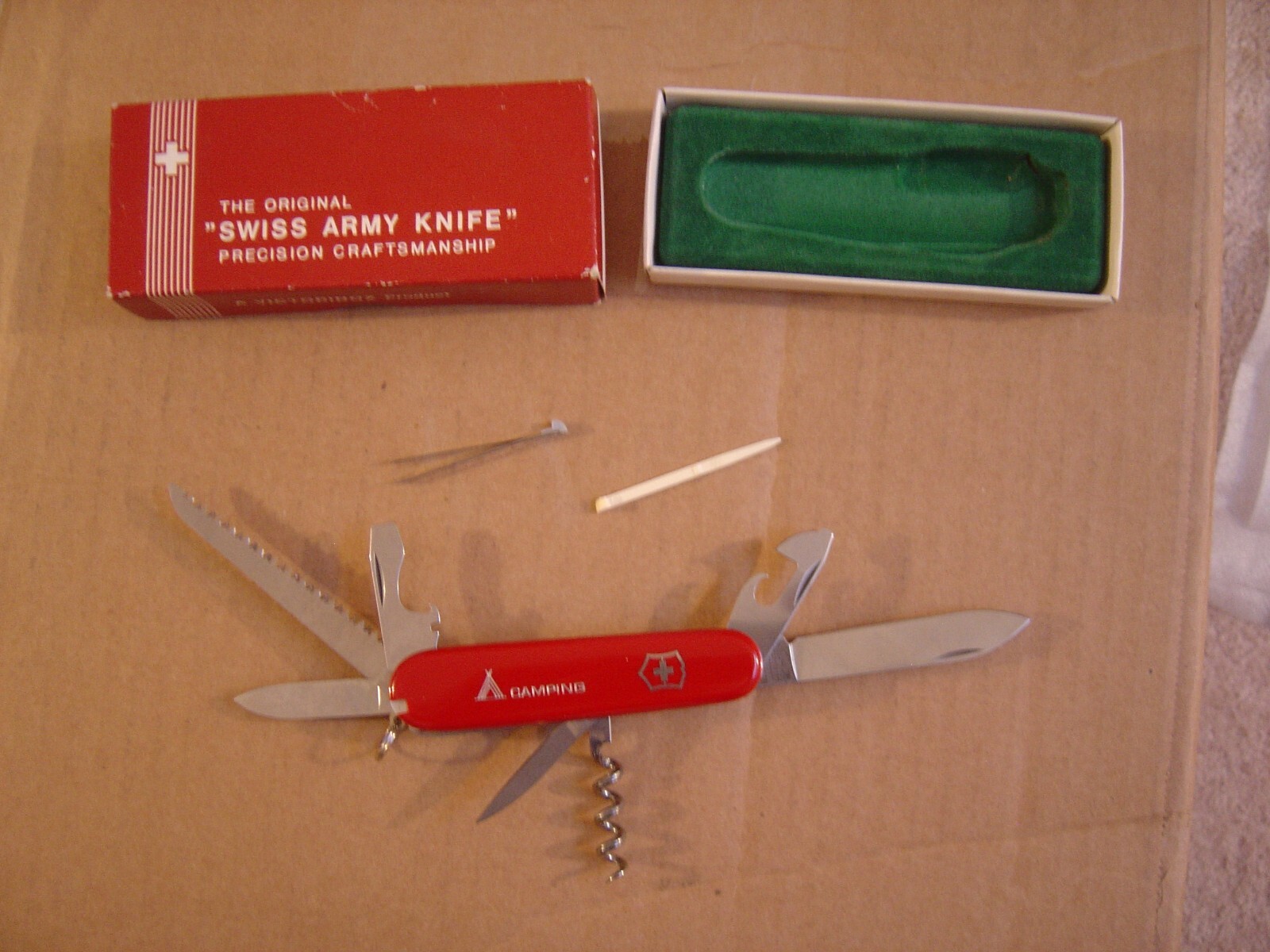 Swiss Army Knife, Camper, Victorinox with original box