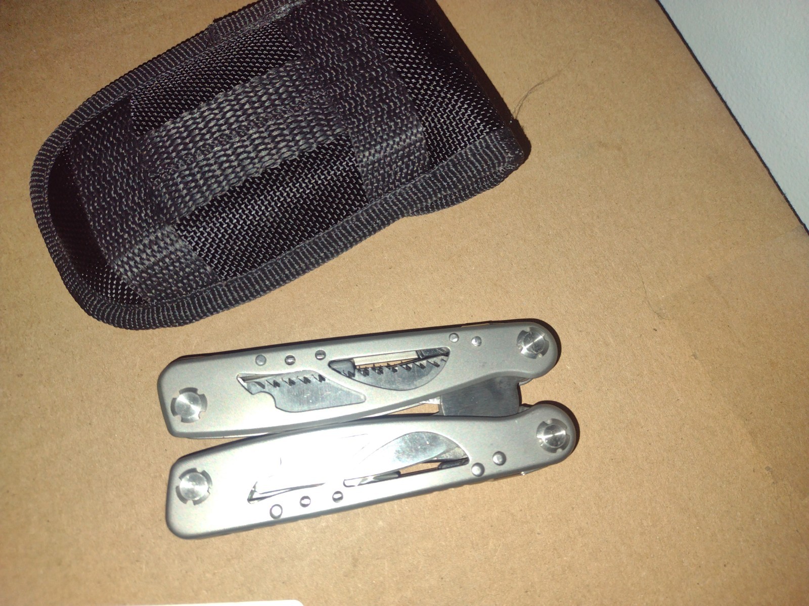 Guidesman Multi Tool W/Belt Pouch Fishing-Hunting-Camping SUPER CLEAN
