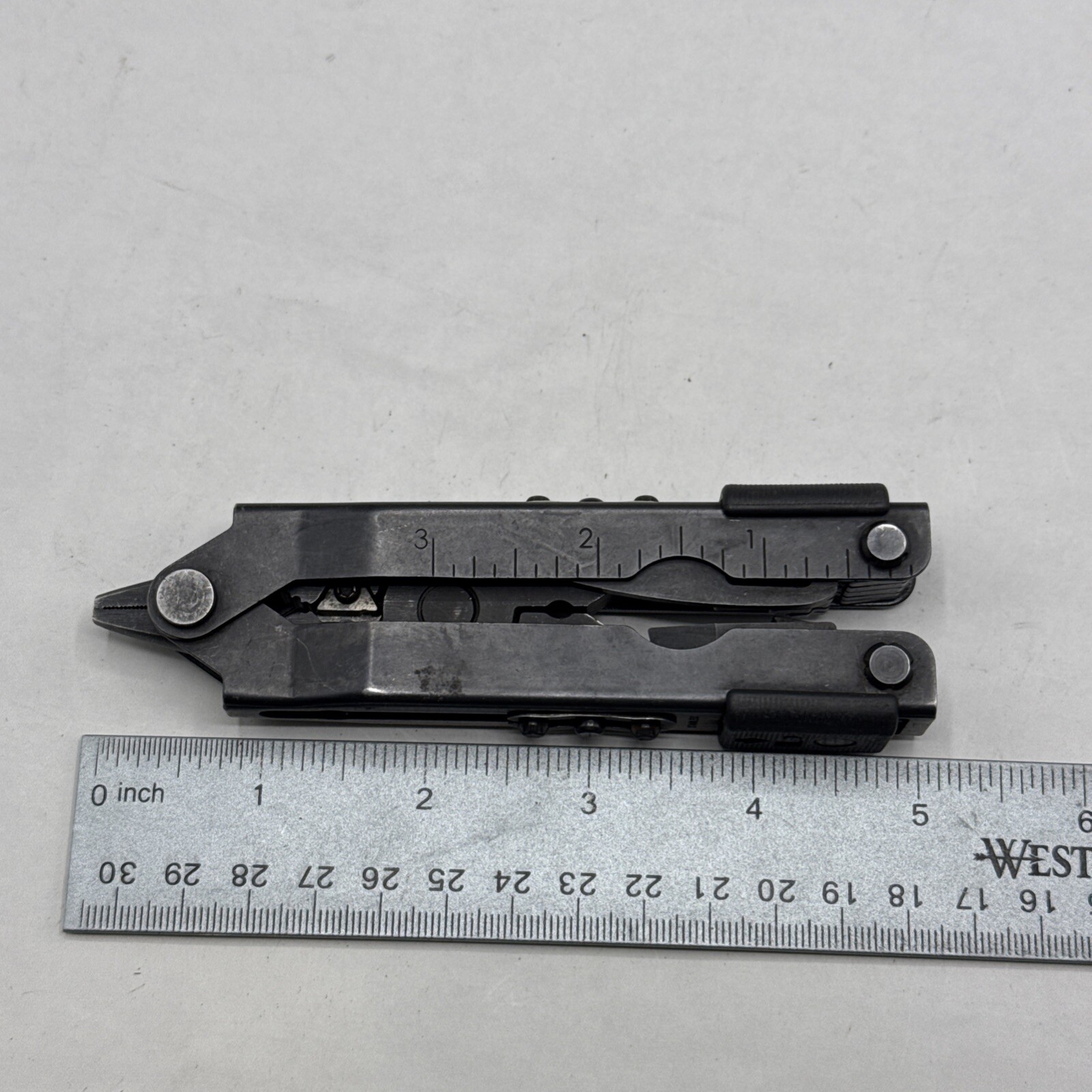 Gerber MP 600, Carbide Cutters, Needlenose – Black