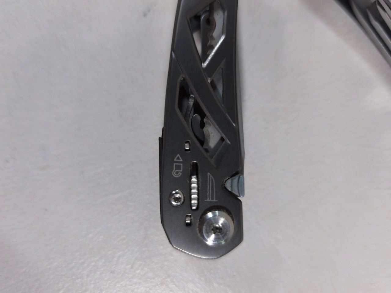 Gerber Suspension Multi-Plier Multitool with Original Black Nylon Sheath Case
