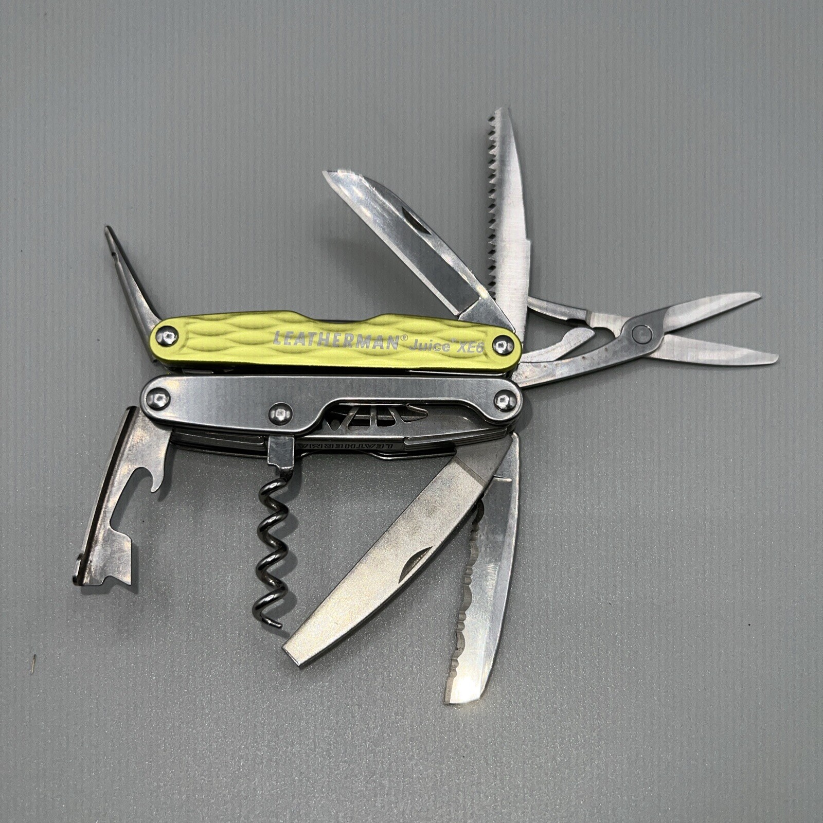 Leatherman Juice XE6 Green Demo Model
