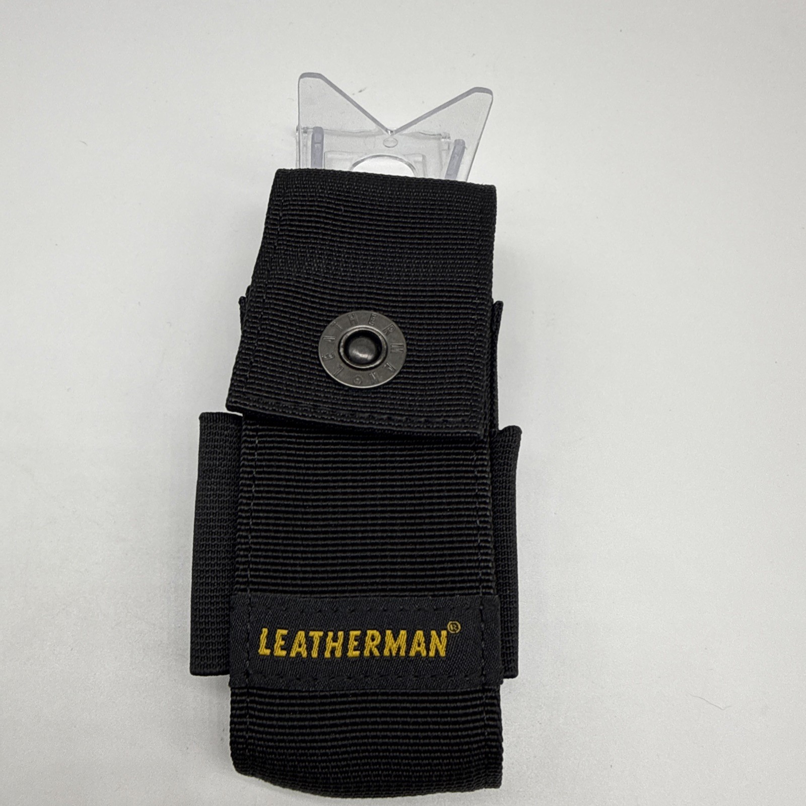 Leatherman 4 inch Nylon Sheath with Pockets, Medium – Black
