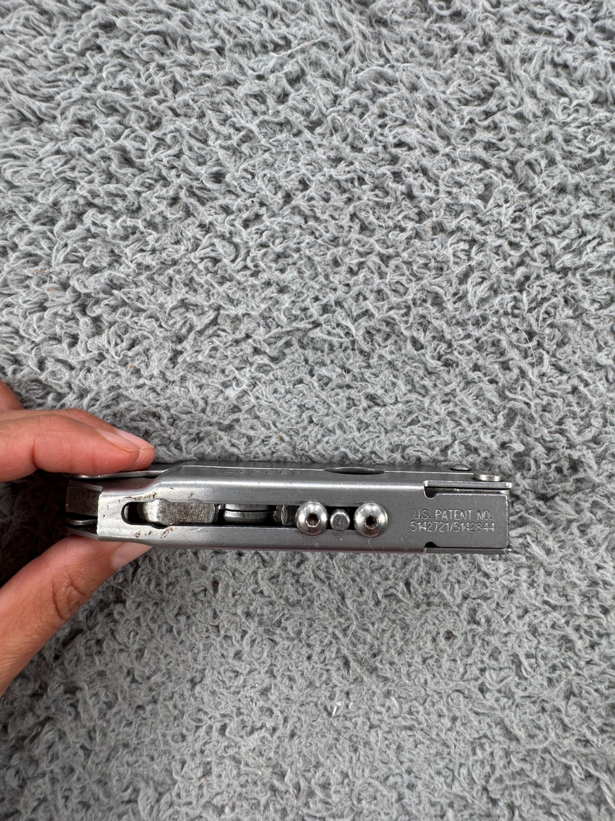 Gerber Multi-Plier 600, Carbide Cutters, Bluntnose – Gray