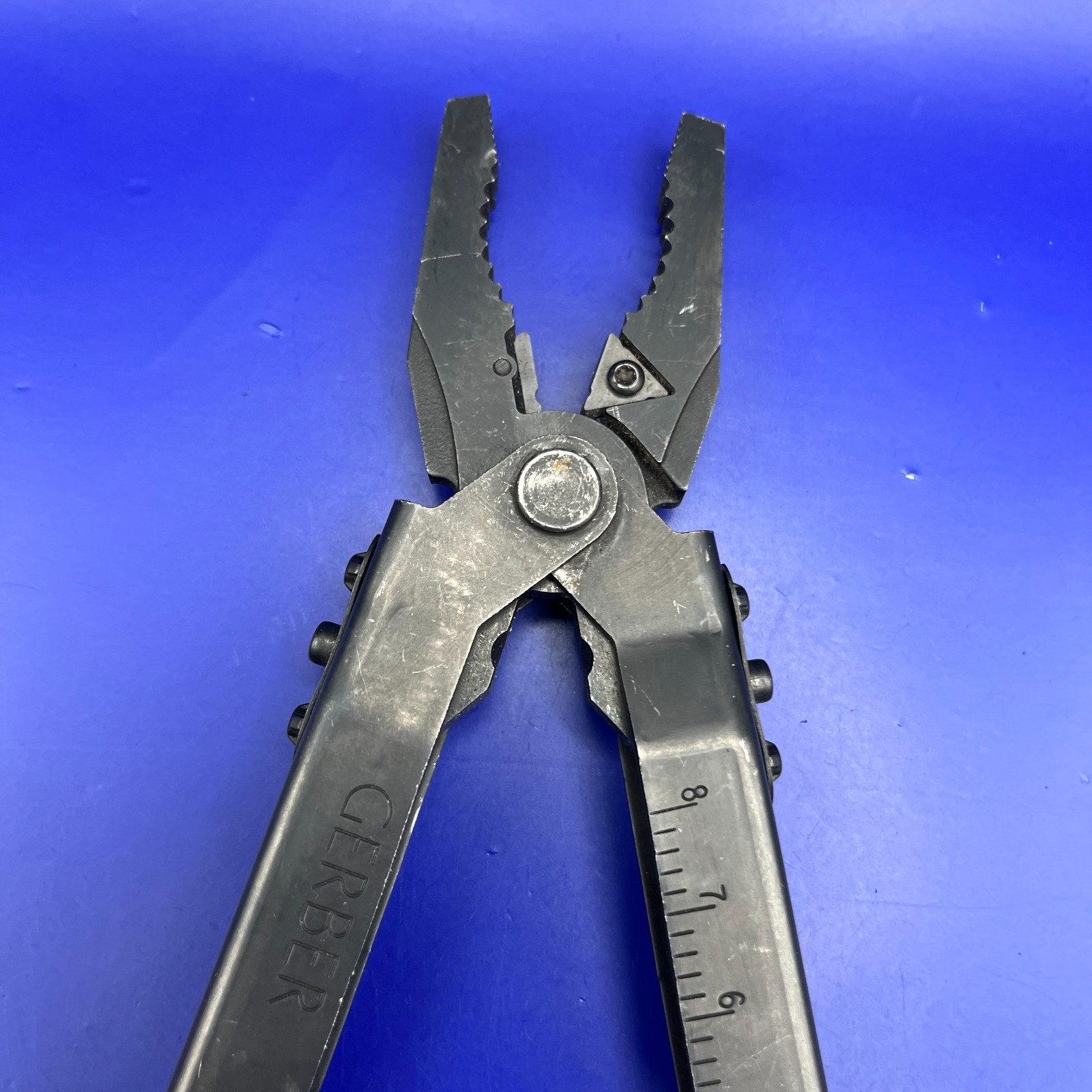 Gerber MP600 Black Oxide Multi-Tool Blunt Nose Pliers Carbide Cutters