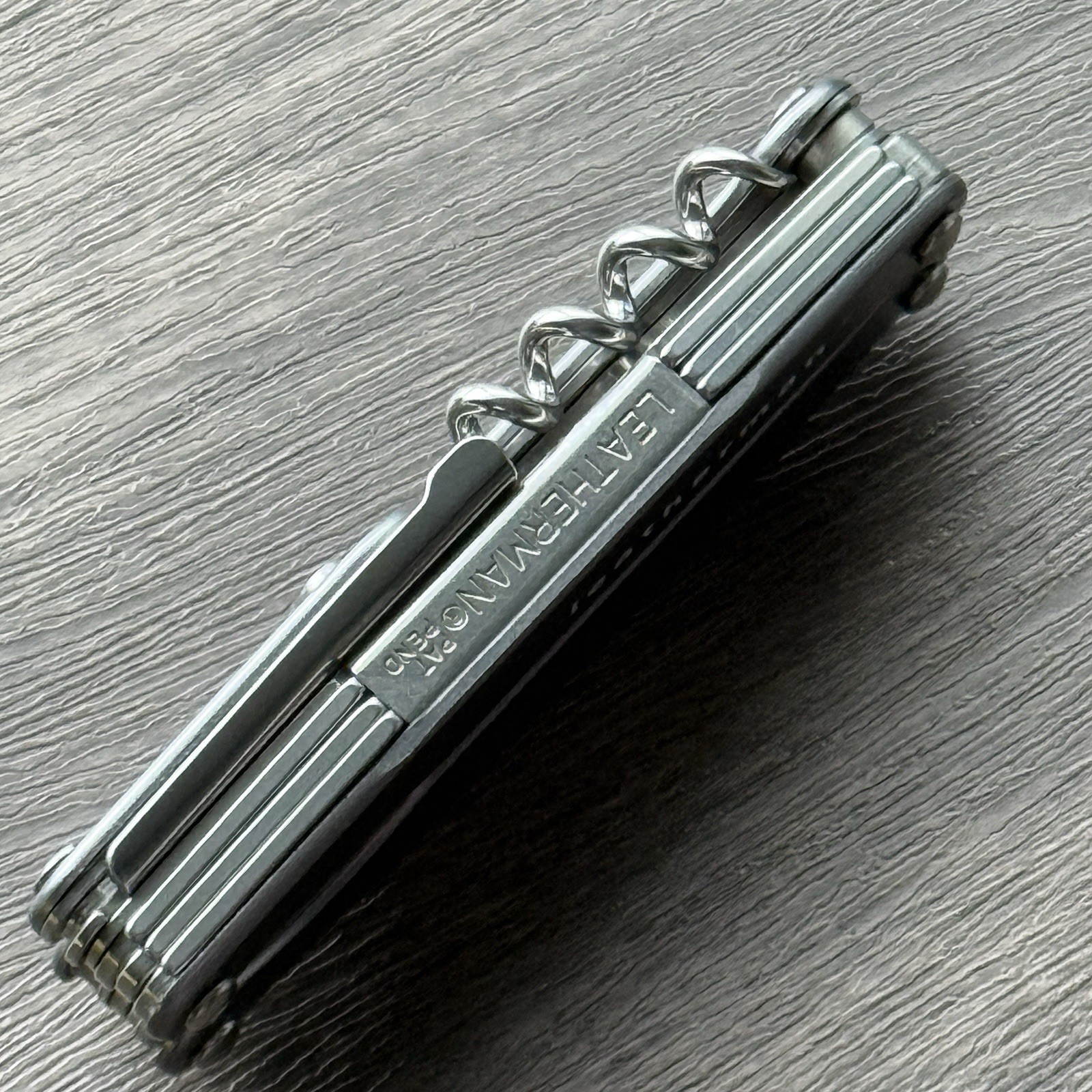 Leatherman Juice C2 Storm Gray. New In Gift Tin Box