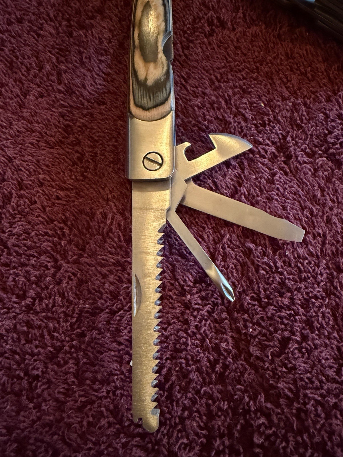 Winchester Multi Tool With Laminated Wood Grain Handel & Nylon Case (NEW)