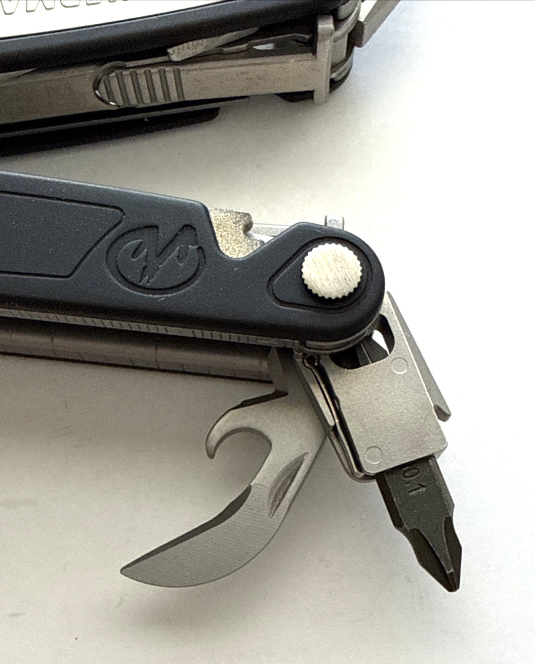 Leatherman Charge ALX Multi-Tool Premium Leather Sheath USA