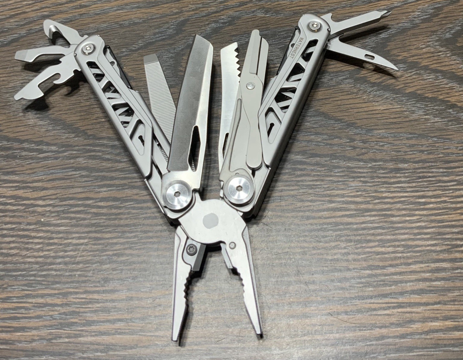 Waternest Multi Tool Tungsten/Stainless Steel 16 Tools Replaceable Pliers Teeth
