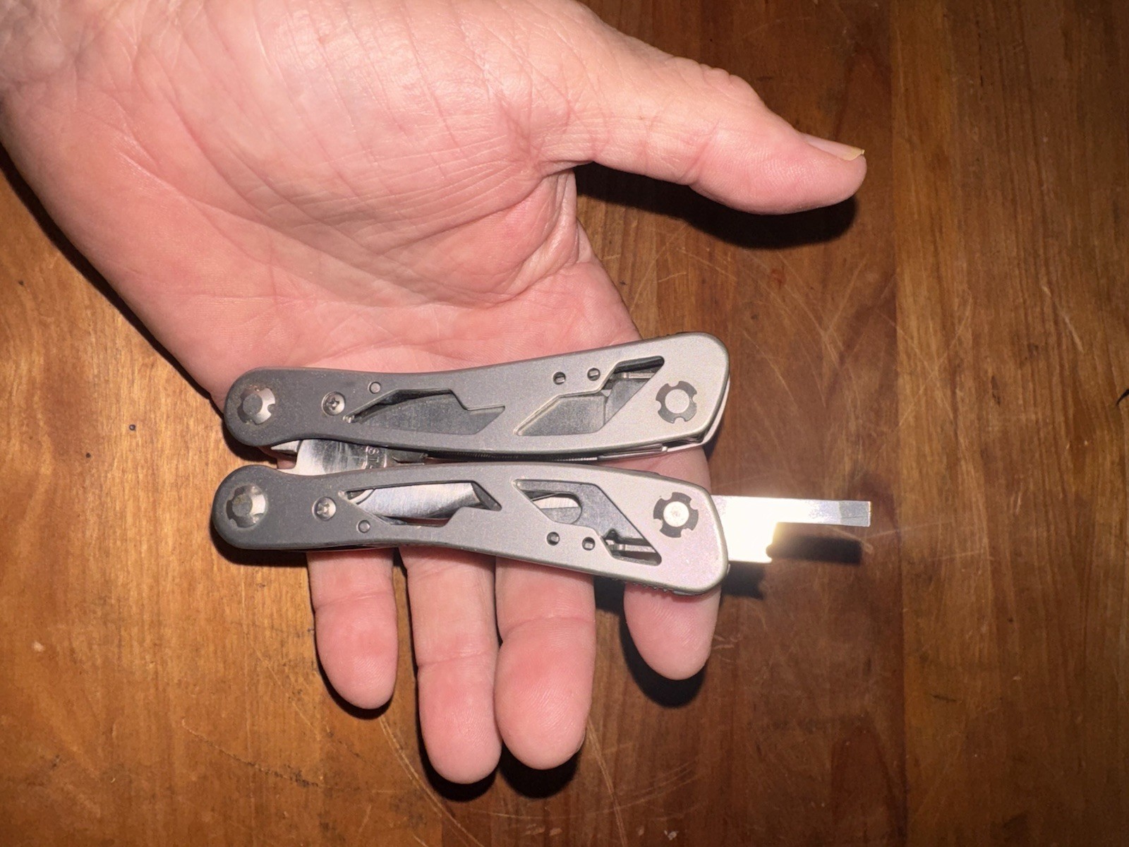 Stanley 12 In 1 Multi Tool. Last Photo Shows All Tools That Are Included. NICE.