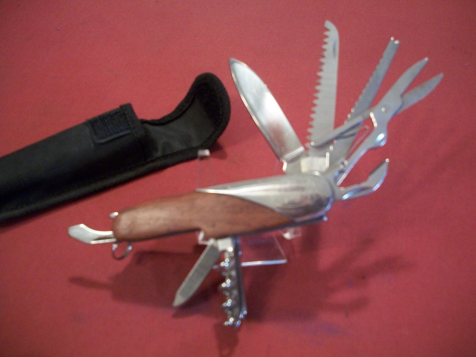 Sheffield Sportsman Multi Blade [11] Tool Knife, Fish Hook Remover & scaler NOS