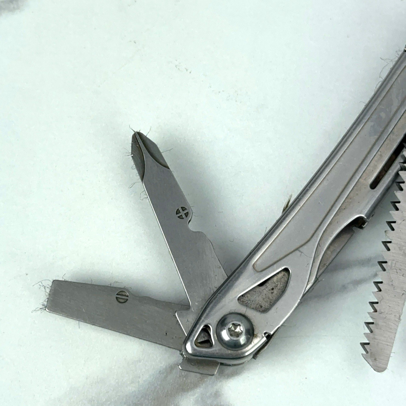 Leatherman Sidekick Multi-Tool, Knife, Pliers, Saw, Stainless *DATED 05/16