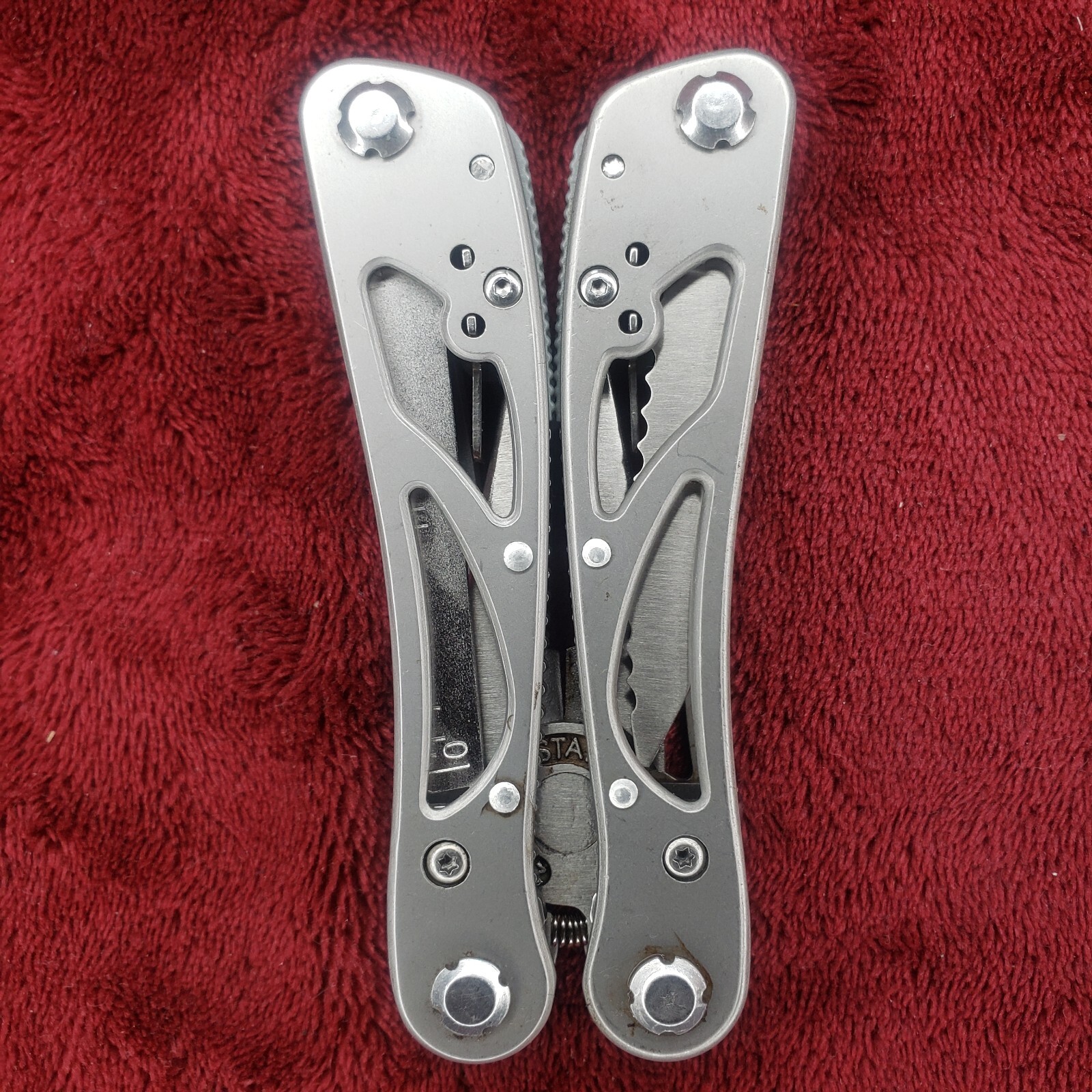 🔪 Winchester Winframe Knife Pliers Cutters Screwdriver Multi-Tool 22-41473