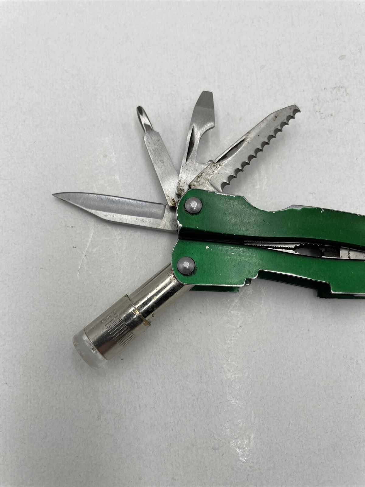 Cabela’s Mini Multi-tool w/ LED flashlight green
