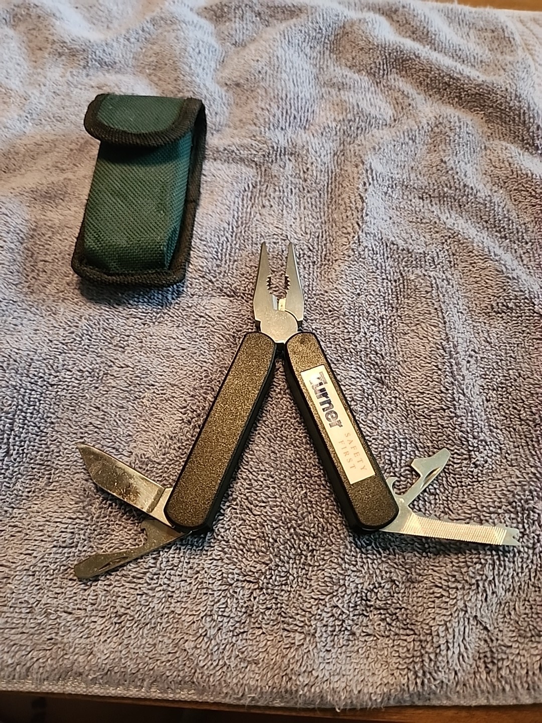 Pliers Plus Multitool