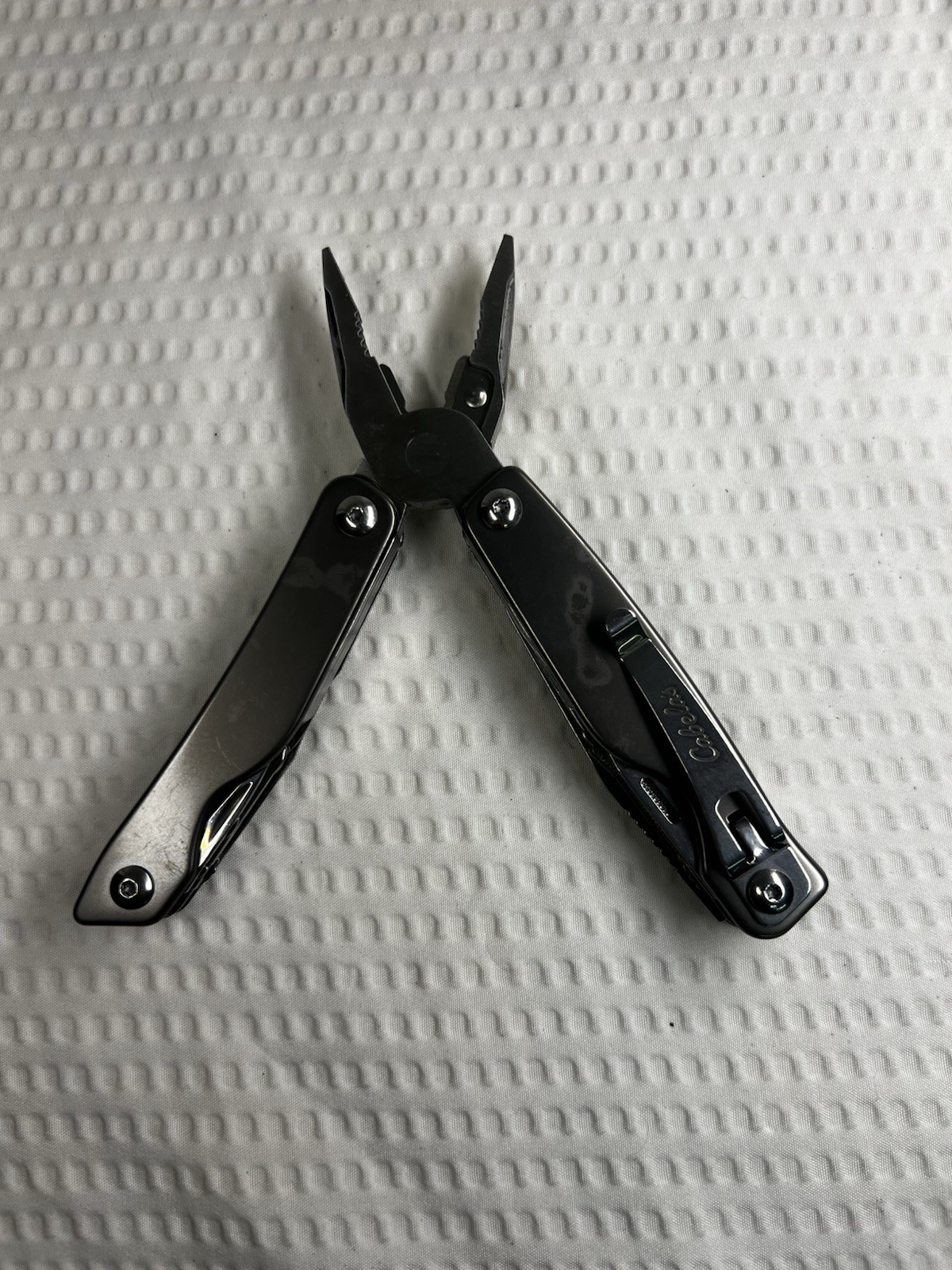 Cabela’s 14-in-1 Folding Multi-Tool Pliers Knife Stainless Steel