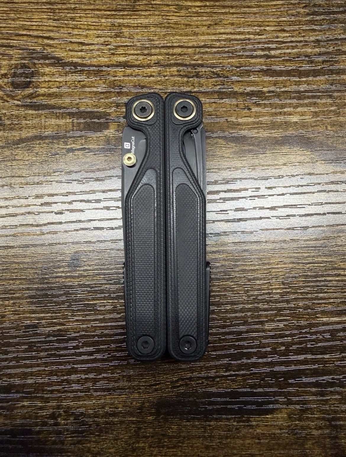 Leatherman Wave Alpha Multitool Black Obsidian New (Open Box)