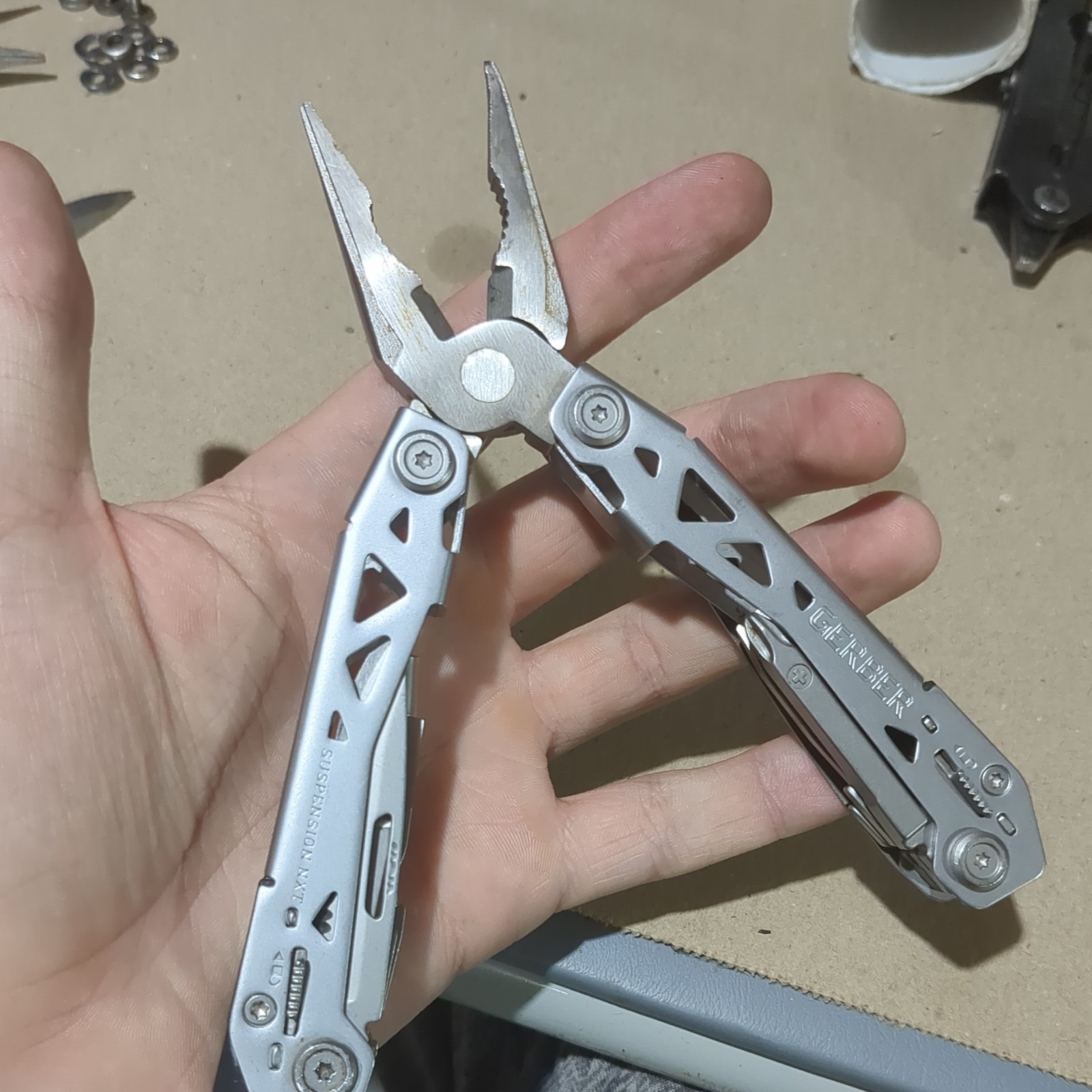 Gerber Gear Suspension-NXT 15-in-1 EDC Multi tool with Pocket Knife, Needle Nose