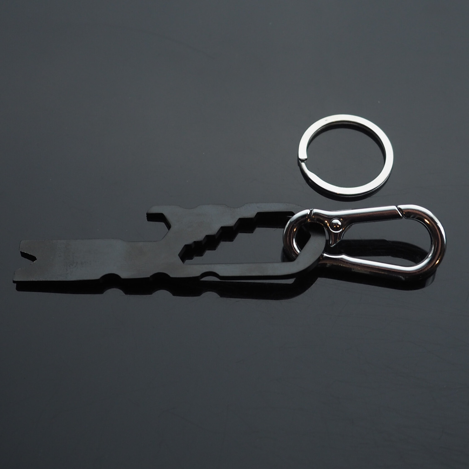 Keychain Multi Tool Crowbar Screwdriver Hex Wrench Carabiner Bottle Opener EDC