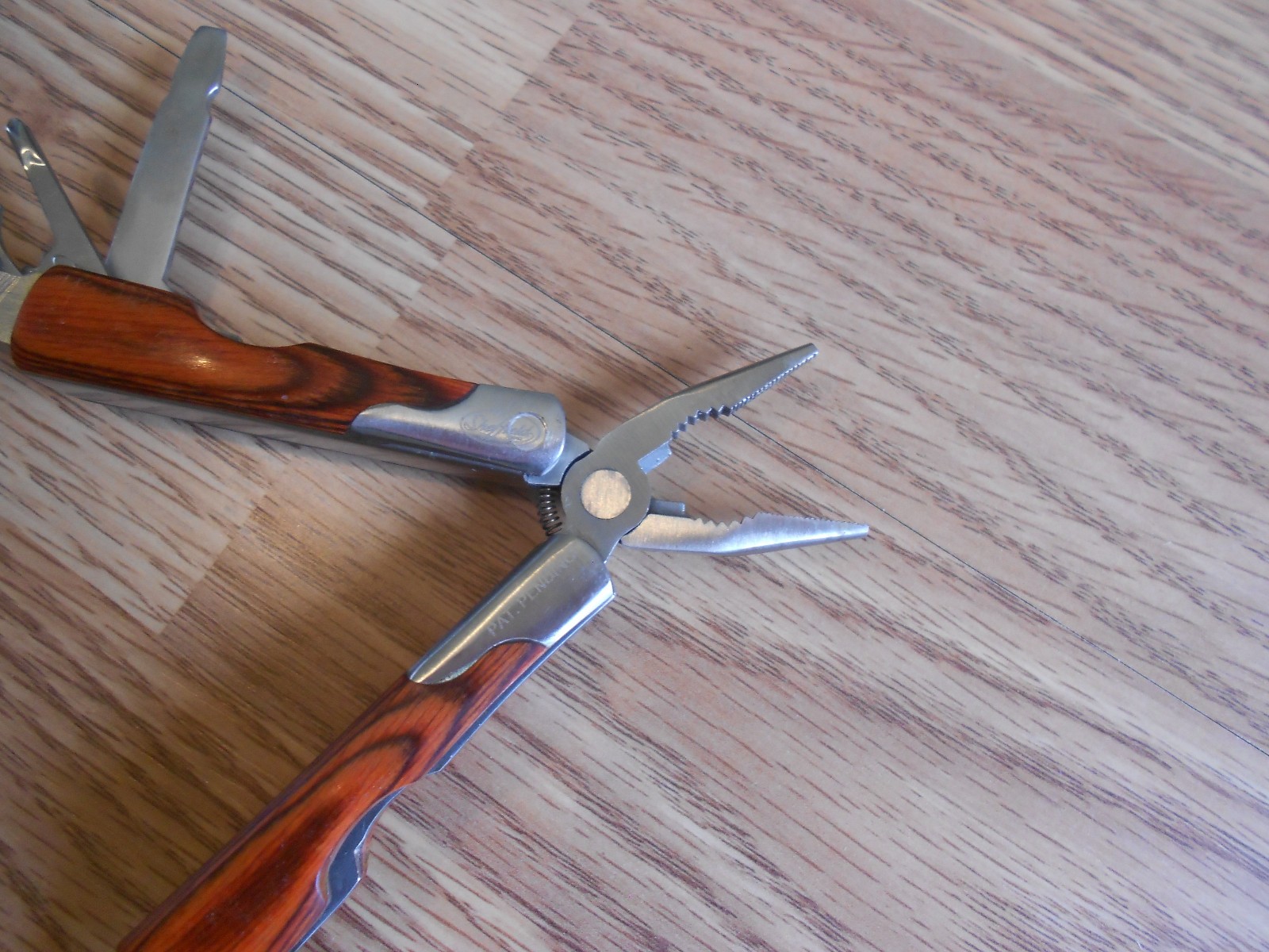Sheffield 9 In 1 Wood Grain Handle Multi Tool Knife Made By Sheffield 9 In 1