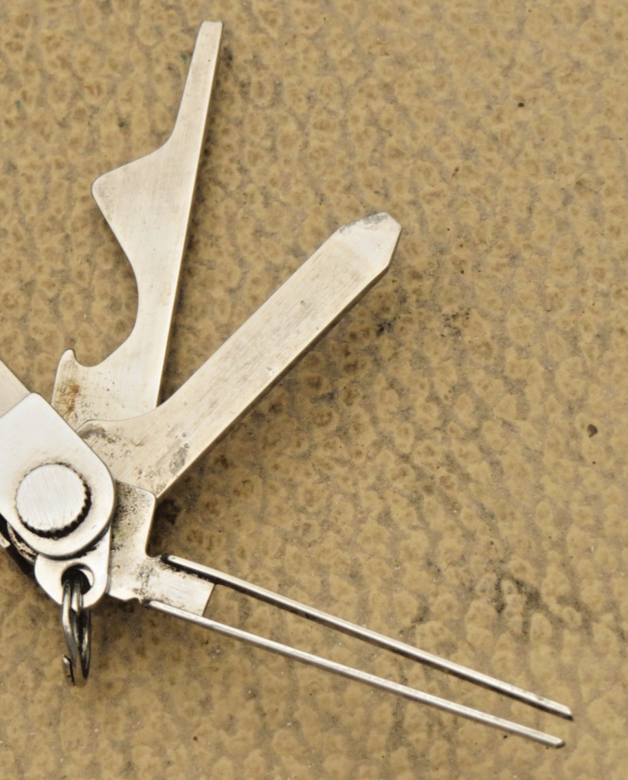 Vintage 1990’s LEATHERMAN TOOL – MICRA Keychain Pocket Sized Multools Lot of Two