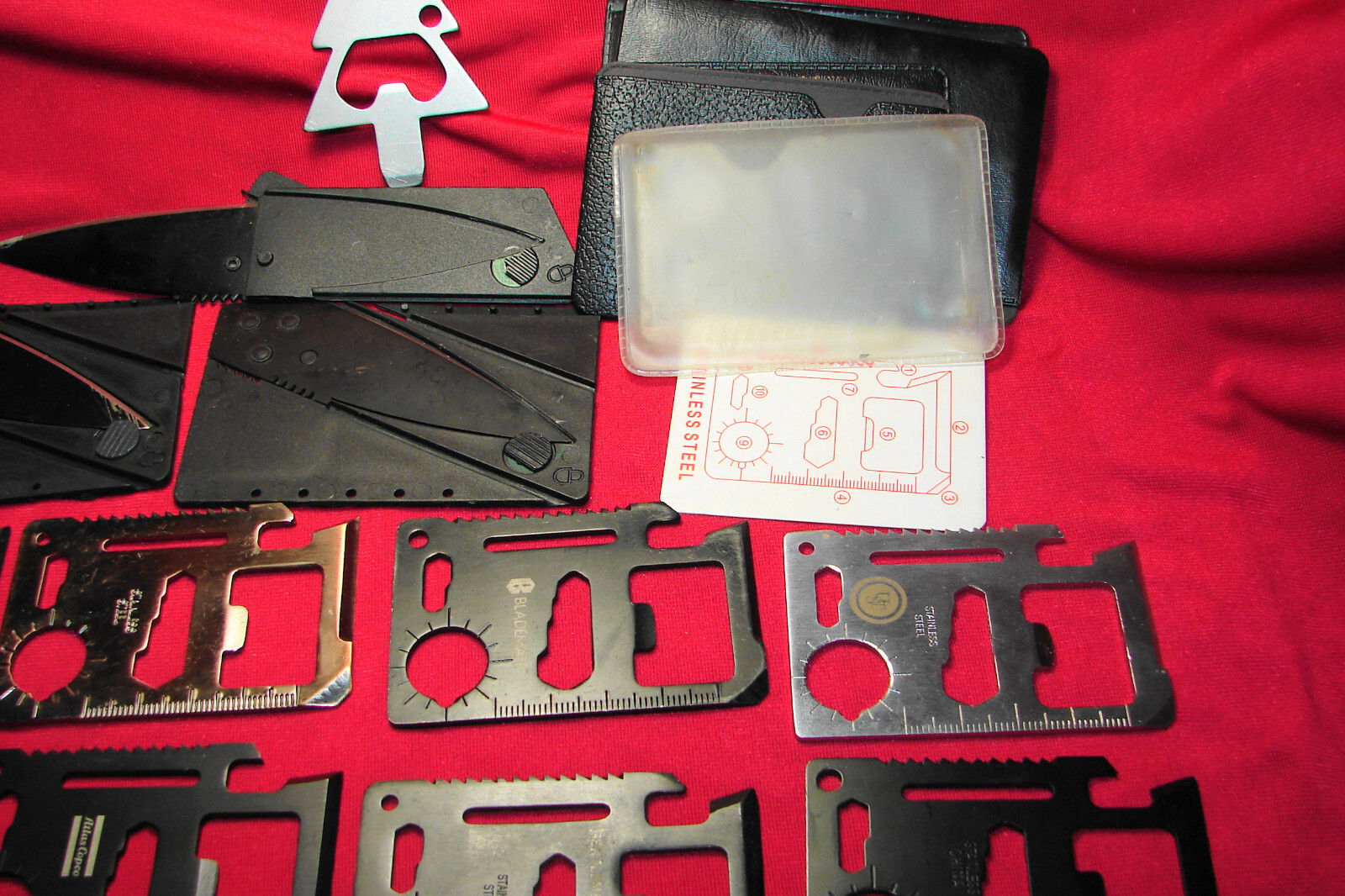 Wallet Multitool,20,Multipurpose Pocket Survival Tool.11+ Function Knife,Camping