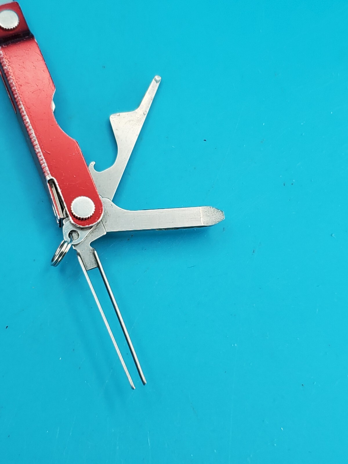 Leatherman Micra Multi-Tool, Knife, Scissors, Key Ring, Red!