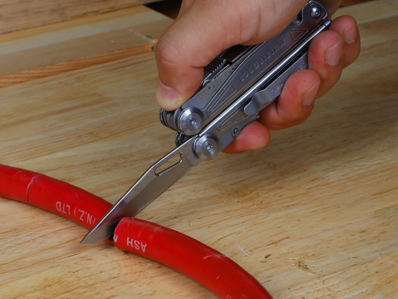 Multi Tool 18-in-1 Stainless Steel Pliers Screwdrivers Knife Pouch Camping