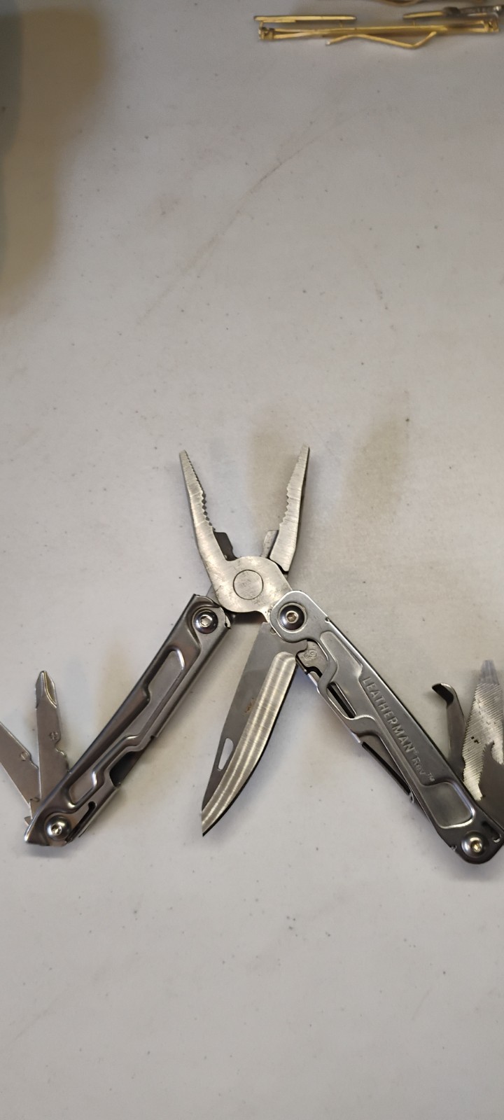 Leather Man Rev with Nylon Case Multi Tool