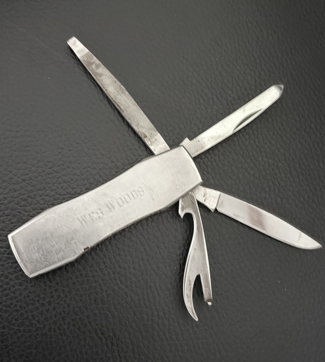 Stainless Steel 3.5 Closed Multi Tool Folding Knife 4 Tools