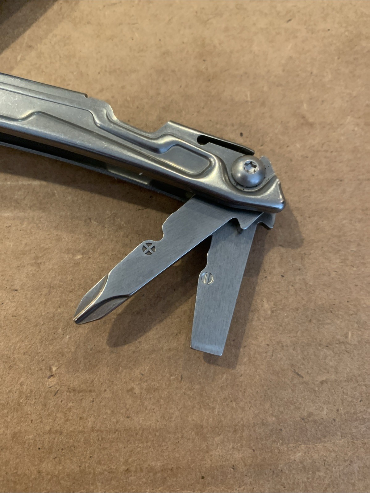 Leatherman Bolster 13 Tool Stainless Steel Multi-Tool Near Mint Condition (BA)