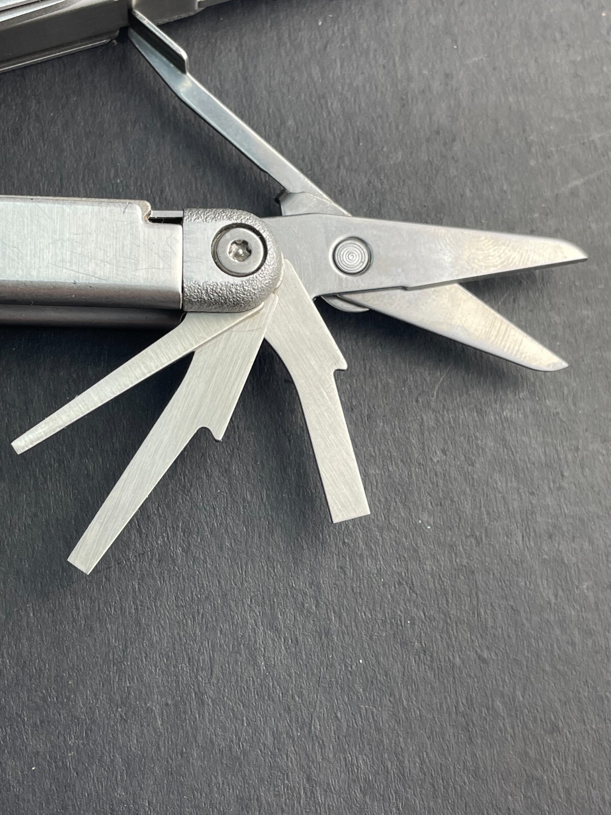 Original Leatherman Wave Multi-Tool Pliers – Retired