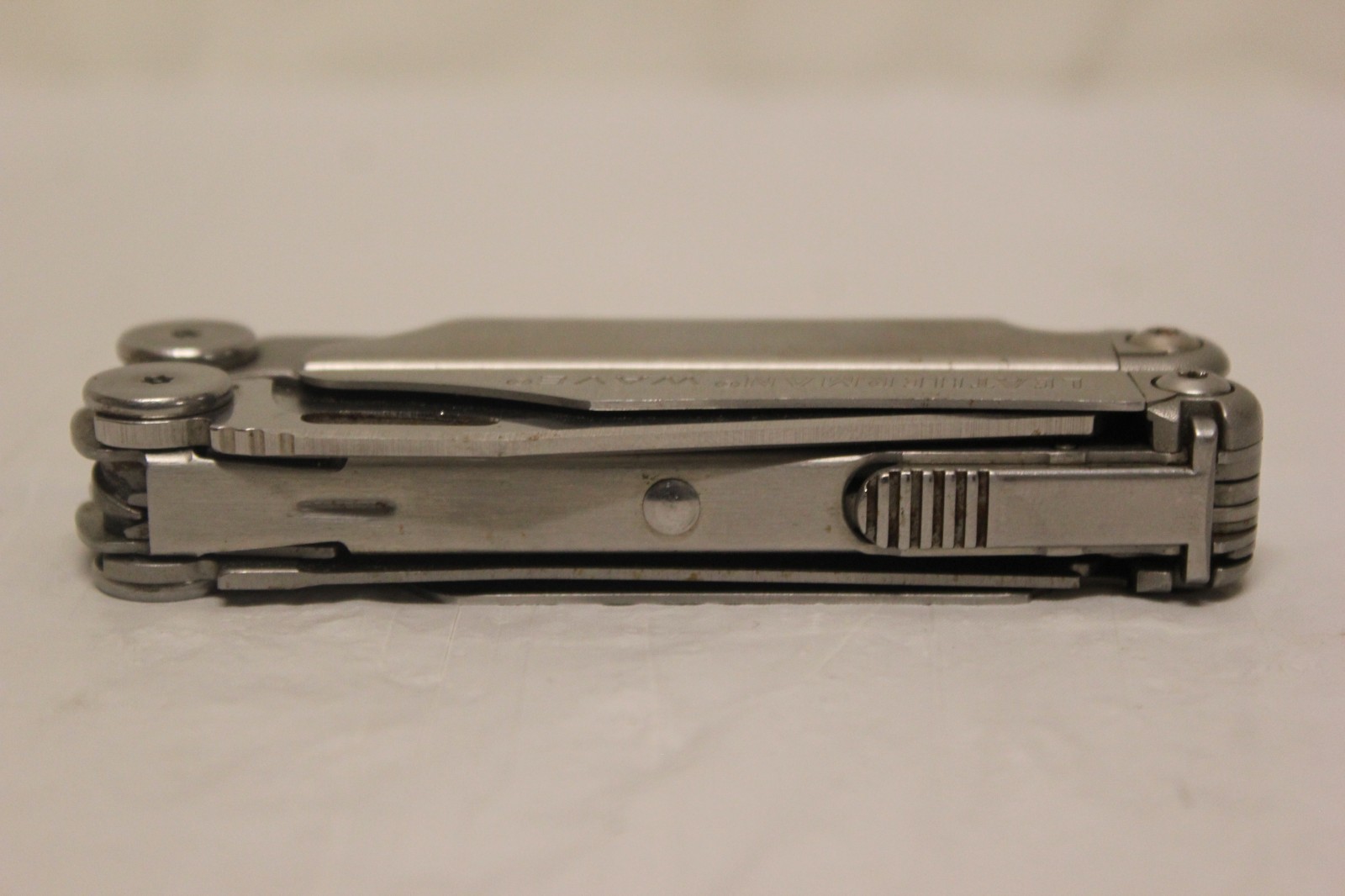 Leatherman Wave Multi-Tool F2B6