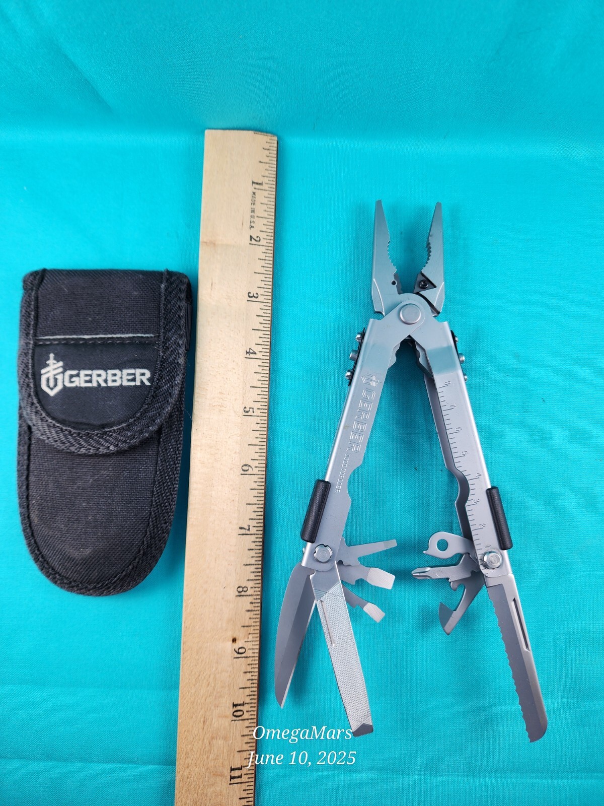 Gerber Multi-tool Mp 600 MP600 MP400 stainless & black A+ conditions DIME