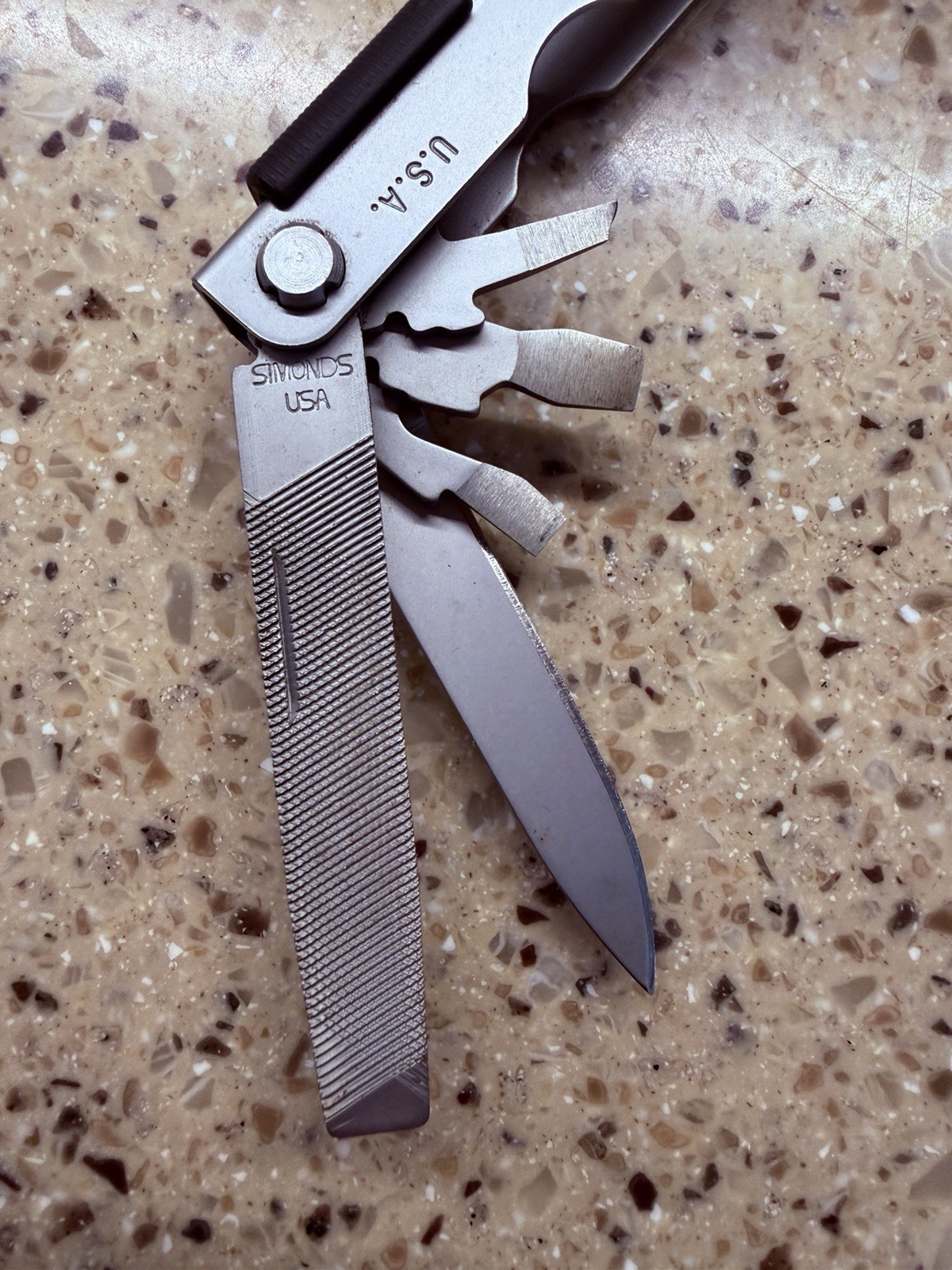 Gerber MP600 Multi Tool 14 tools Simonds USA Made Stainless Steel with Sheath