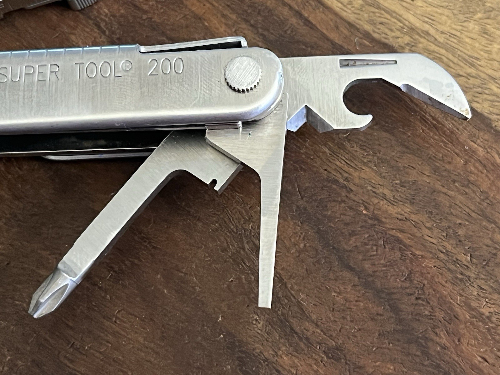 Retired 2005 Leatherman Super Tool 200 Multitool SUPER NICE!!! w/New Sheath