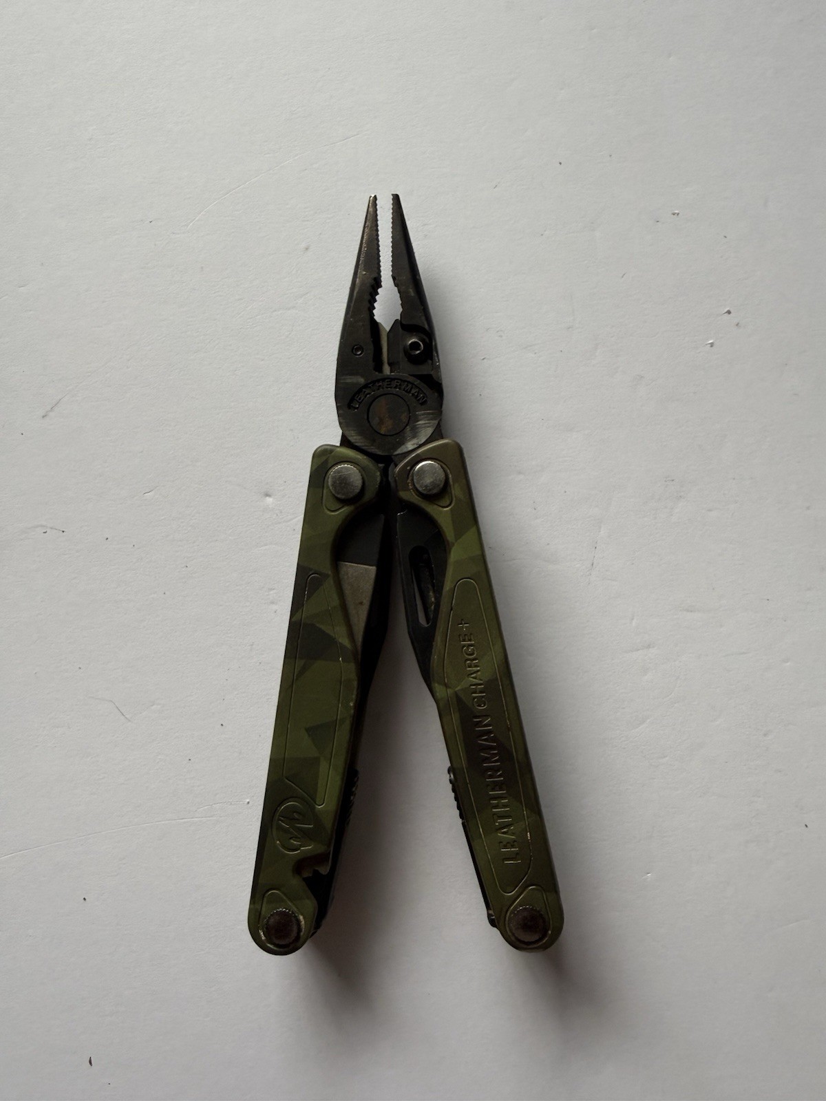 Leatherman Charge+ Plus Multi-Tool! FOREST CAMO! RARE!