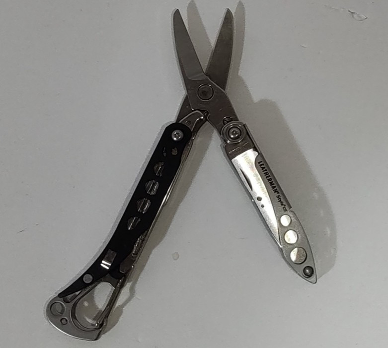Leatherman Black Multi-Tool Style CS