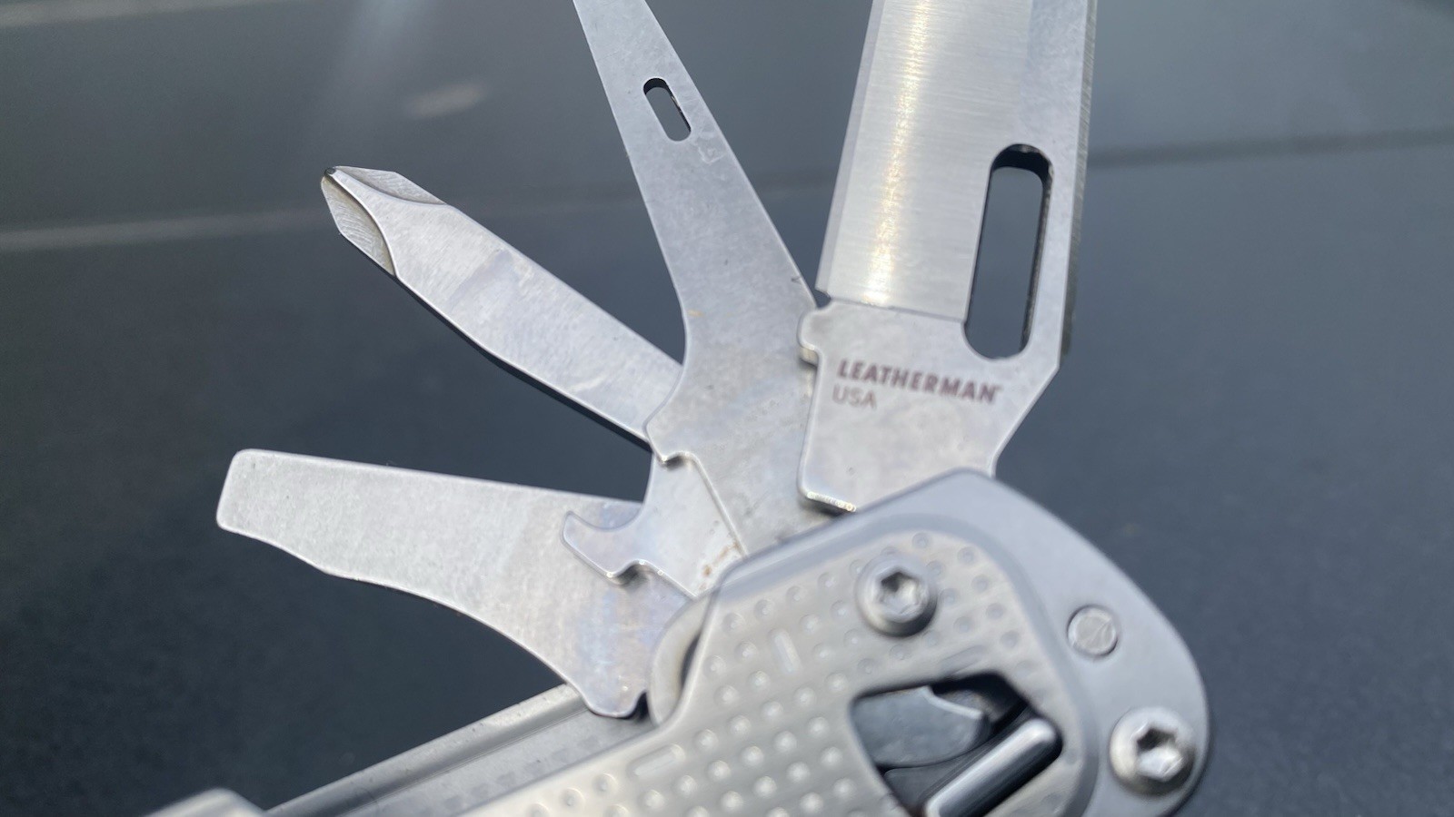Leatherman FREE T2 Multi-Tool Stainless Steel Silver