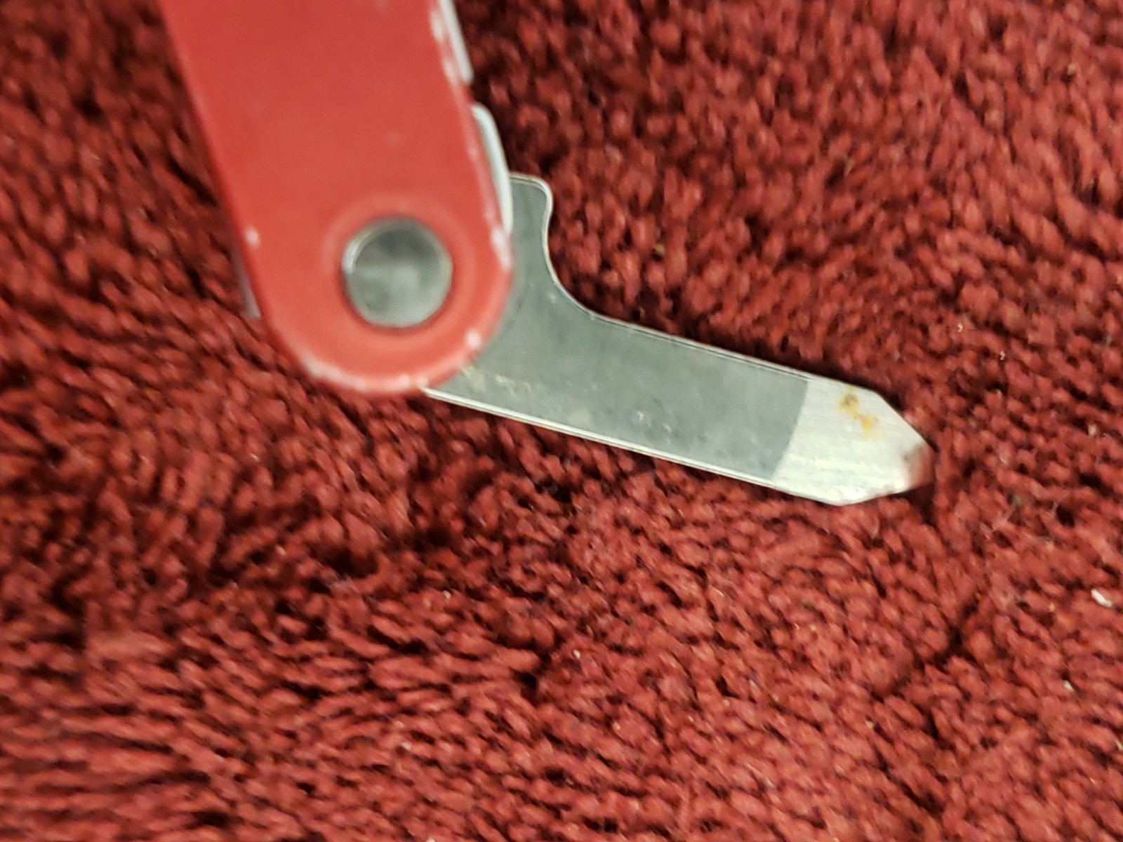 🔴 Leatherman Squirt PS4 Multi-Tool Red