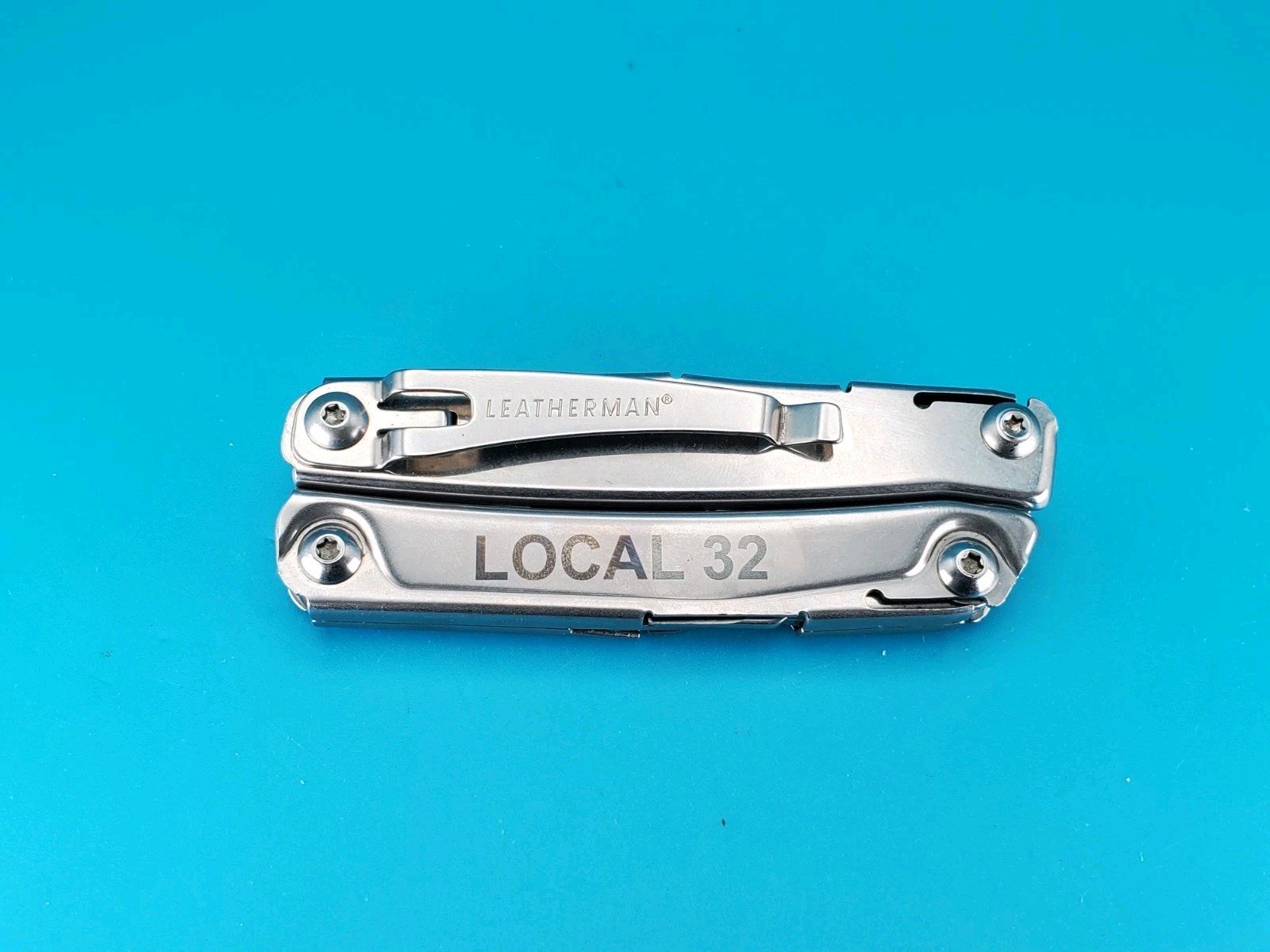 Leatherman Rev 3.8″ Multi-Tool, Stainless! *LOCAL 32*