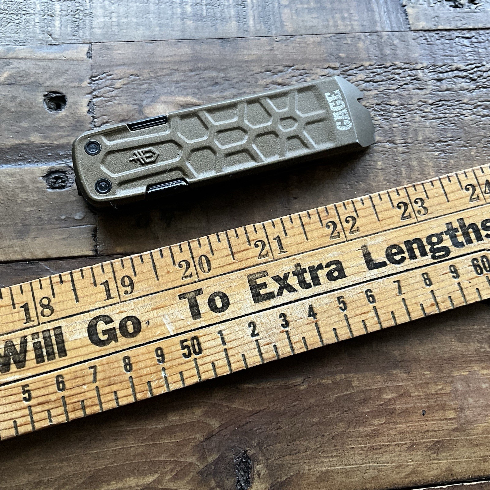 Gerber Gear Lockdown Slim Coyotee Brown Prybar EDC Survival