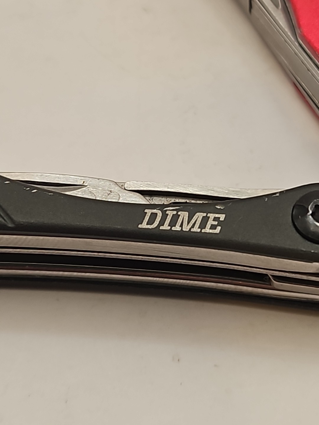 Gerber Dime Red compact multi-tool