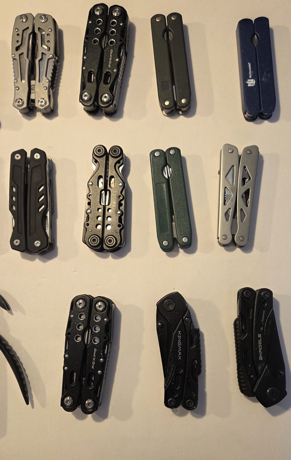 Bulk Lot of 21 Used Multi-Tool Knifes/Good Condition. Variety Bundle.
