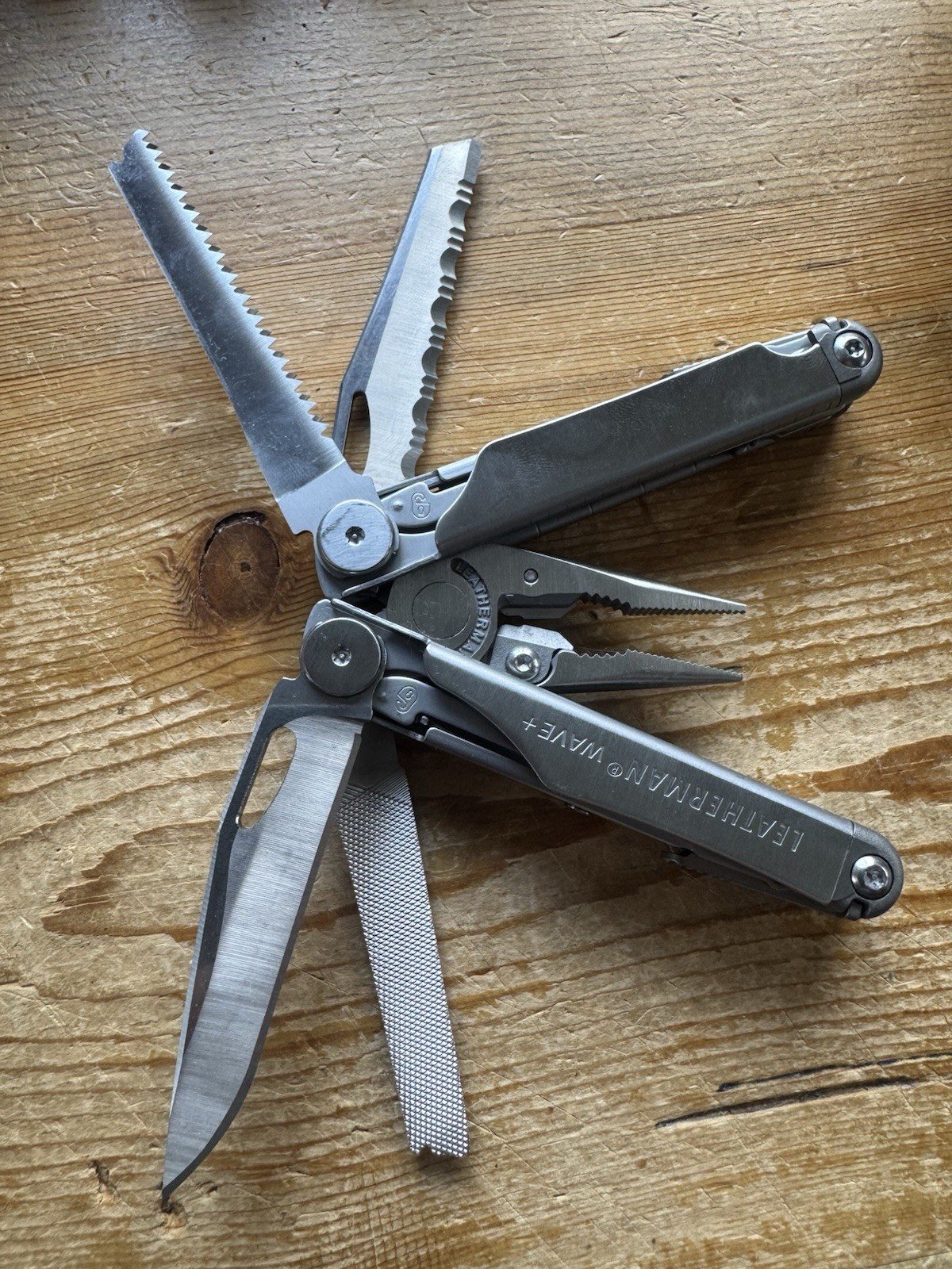 New Leatherman Wave + , 18 In 1 Multi Tool
