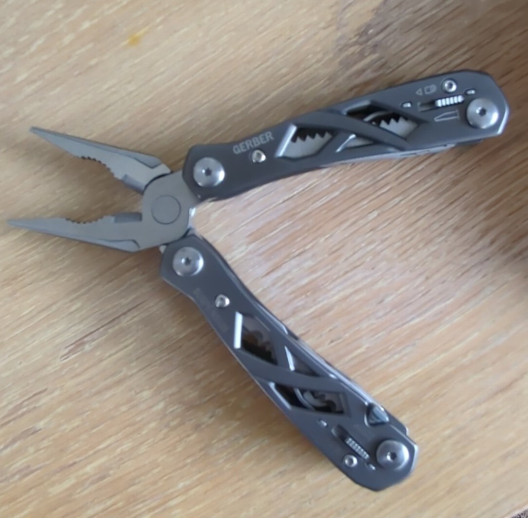 Gerber Multi-Plier 01471 Multi-Tool suspension