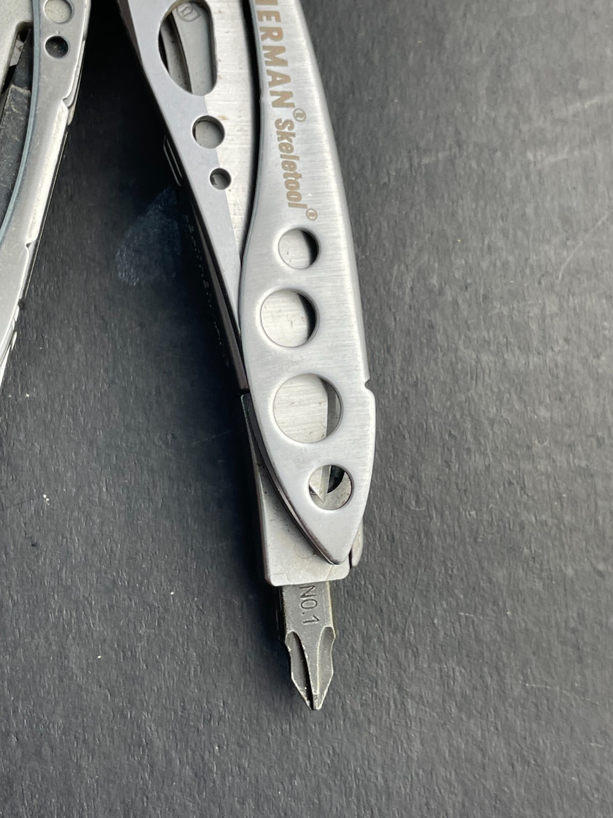 Leatherman Skeletool Multi-Tool Pliers Combo Knife Bit Driver – Multiple Availab