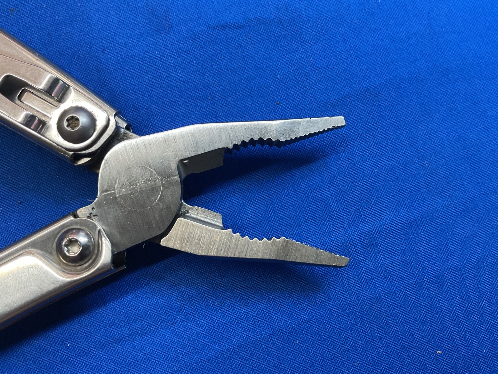 Leatherman Rev Multi-Tool Knife Plier 2024 Date Code