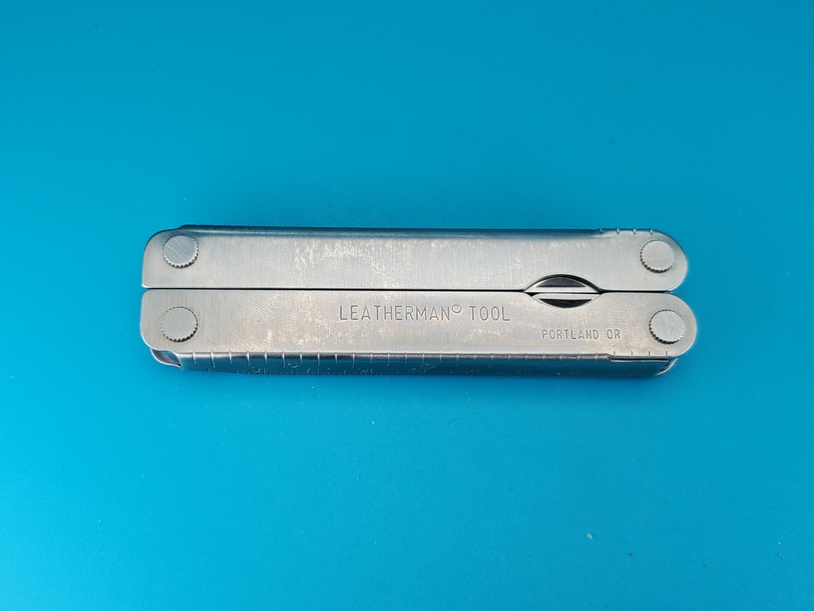 Leatherman PST Multi Tool! 03/00 date stamp! Fast Shipping! With Sheath!