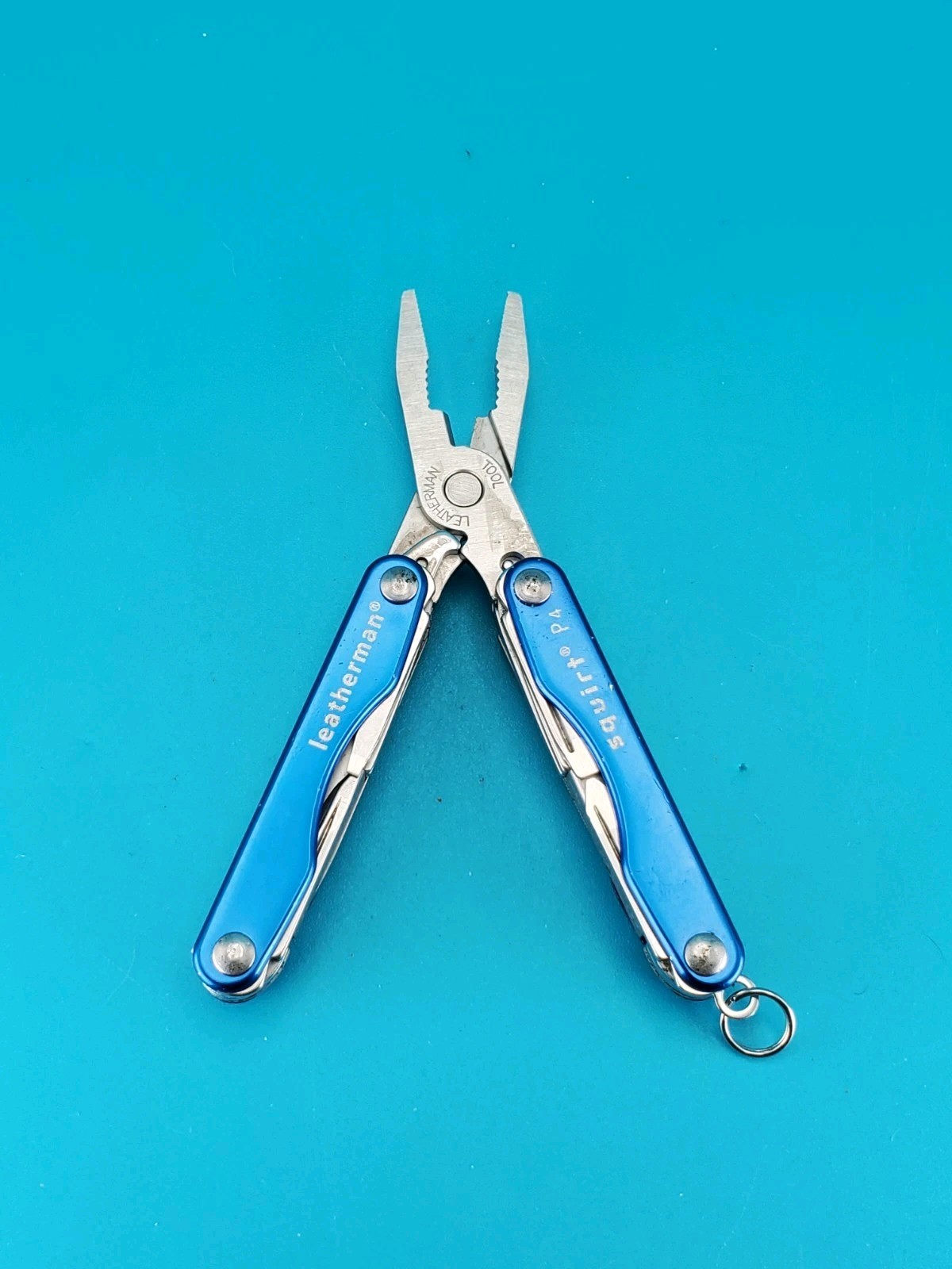 Leatherman Squirt P4 Multi-Tool, Key Ring, Retired, BLUE!