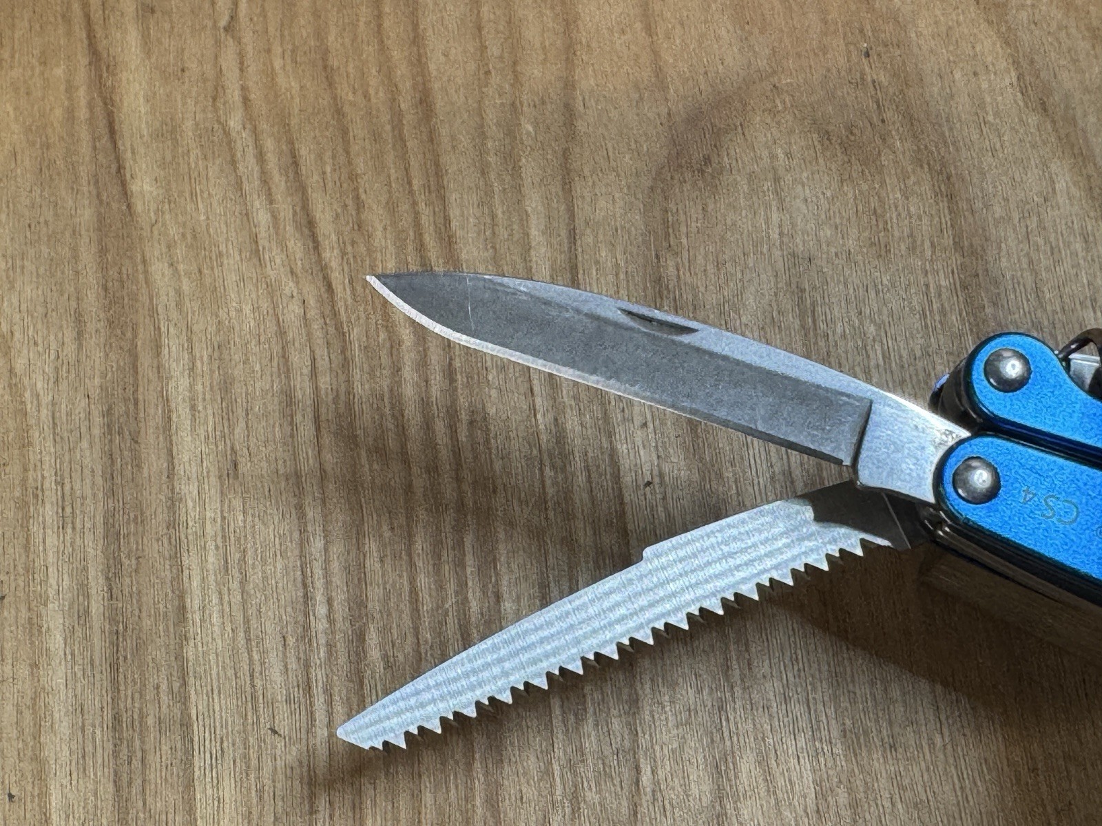 LEATHERMAN JUICE CS4 COLUMBIA BLUE W/Sheath Multi Tool Retired USA EXCELLENT!